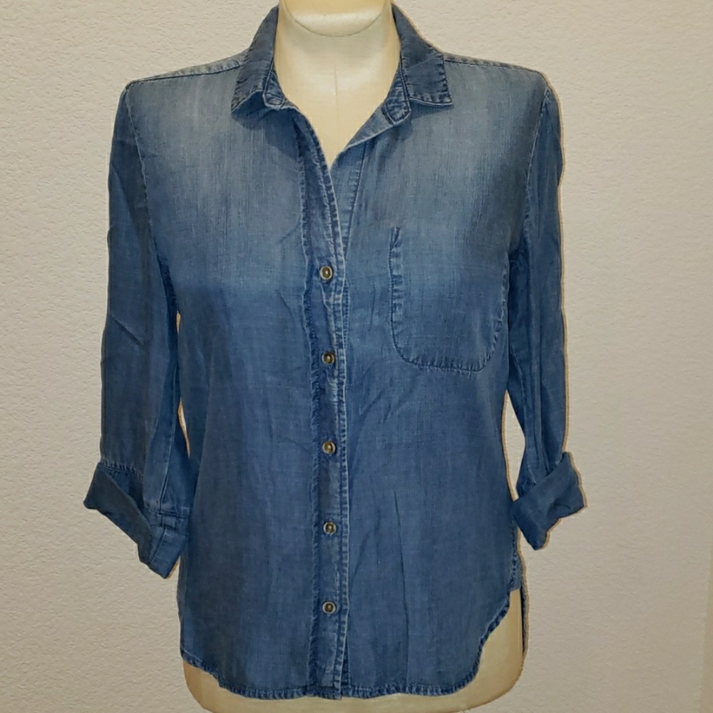 Cloth & Stone chambray top